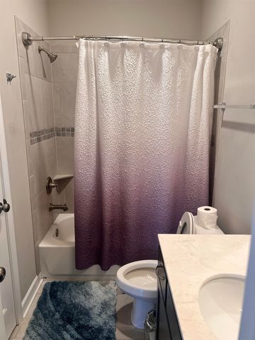 8254 HOLSTON DR, Memphis, TN 38125