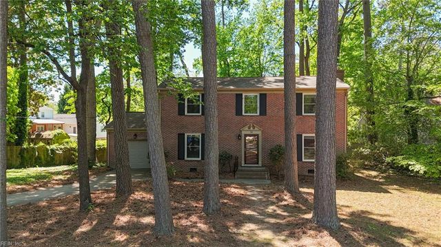 34 Laurel Wood RD, Newport News, VA 23602