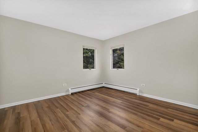 42 S Waiola Avenue 01, La Grange, IL 60525