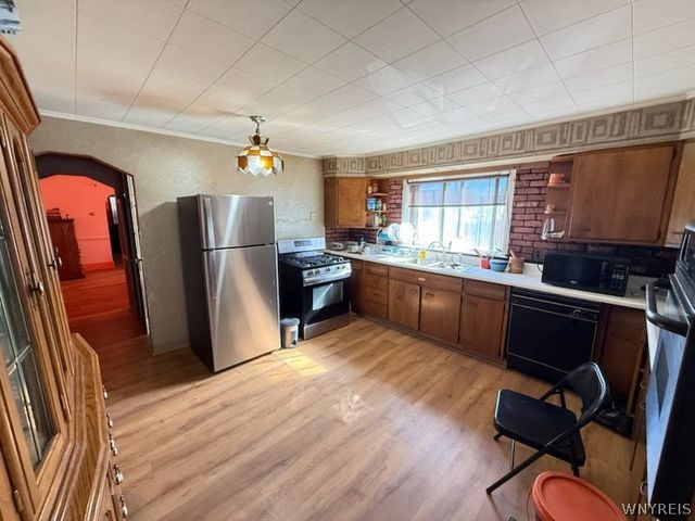 1083 East Lovejoy Street, Buffalo, NY 14206