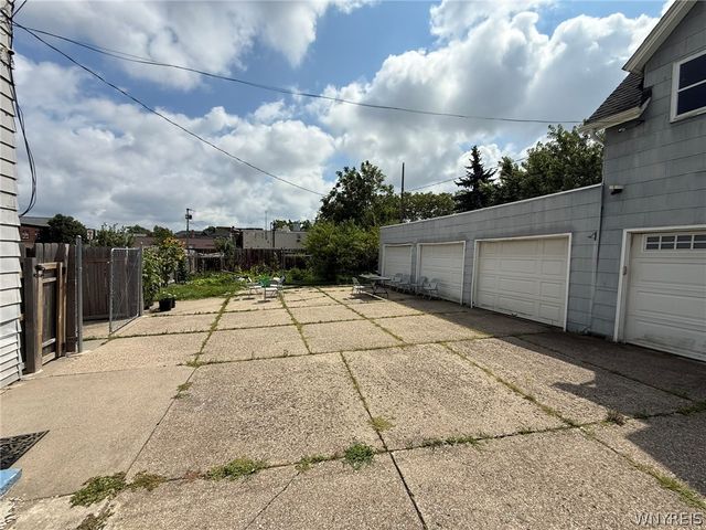 1083 East Lovejoy Street, Buffalo, NY 14206