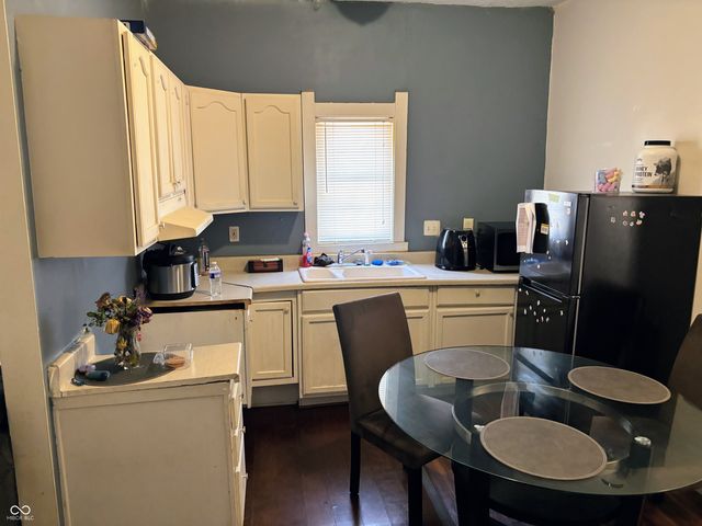 2433 N Kenwood Avenue, Indianapolis, IN 46208