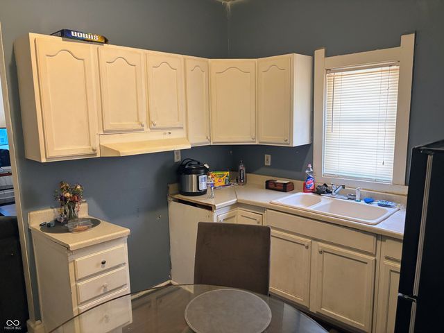 2433 N Kenwood Avenue, Indianapolis, IN 46208