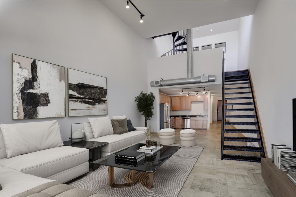 1601 W Webster Street 9, Houston, TX 77019