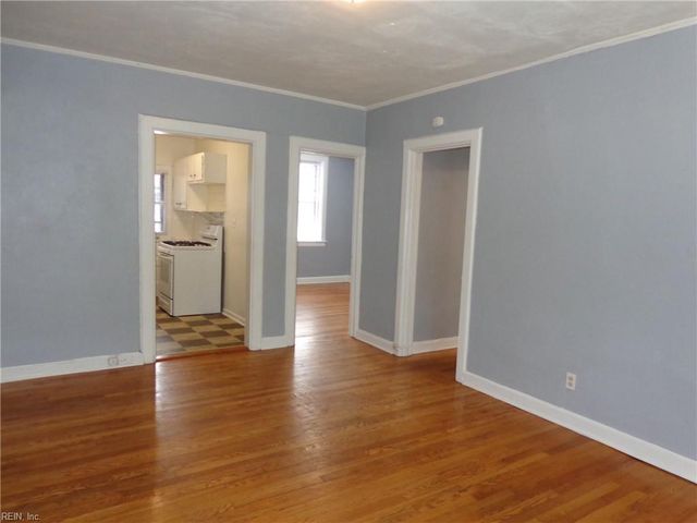 925 Brandon Ave Apt A2, Norfolk, VA 23517