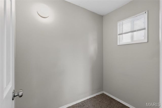 1012 Forestwood Drive, St Louis, MO 63135