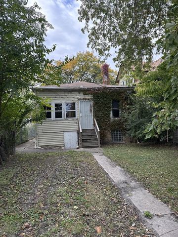 10721 S Prairie Avenue, Chicago, IL 60628