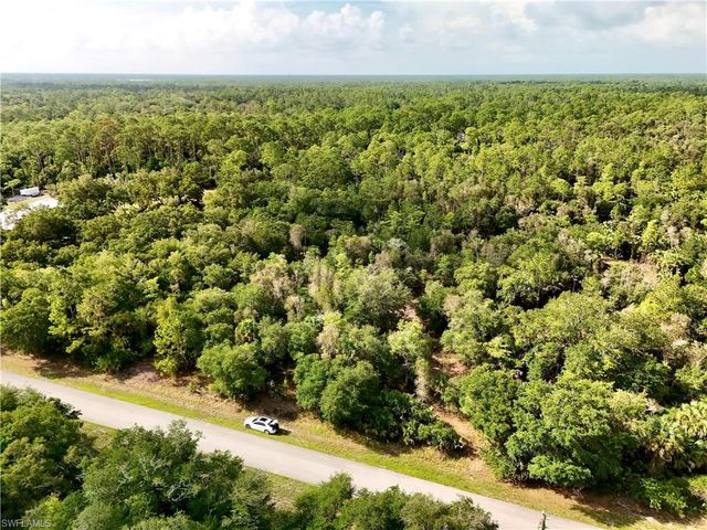 280 35th AVE NW, Naples, FL 34120