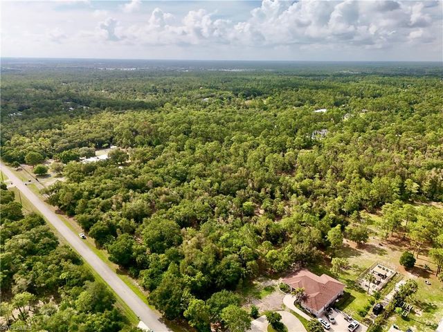 280 35th AVE NW, Naples, FL 34120