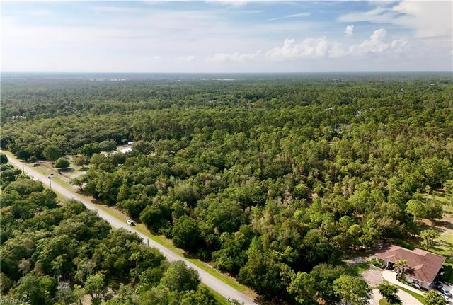 280 35th AVE NW, Naples, FL 34120