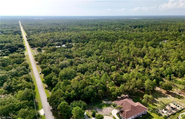 280 35th AVE NW, Naples, FL 34120