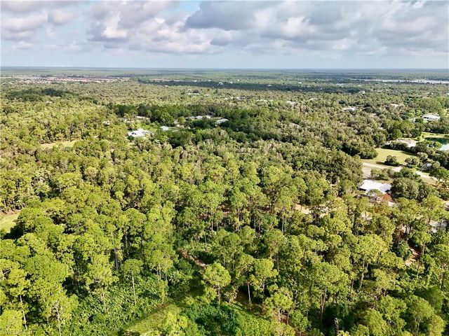 280 35th AVE NW, Naples, FL 34120