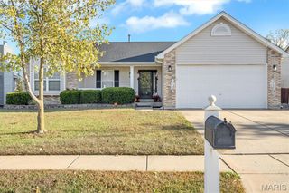 515 Great Oaks Meadow Drive, Wentzville, MO 63385