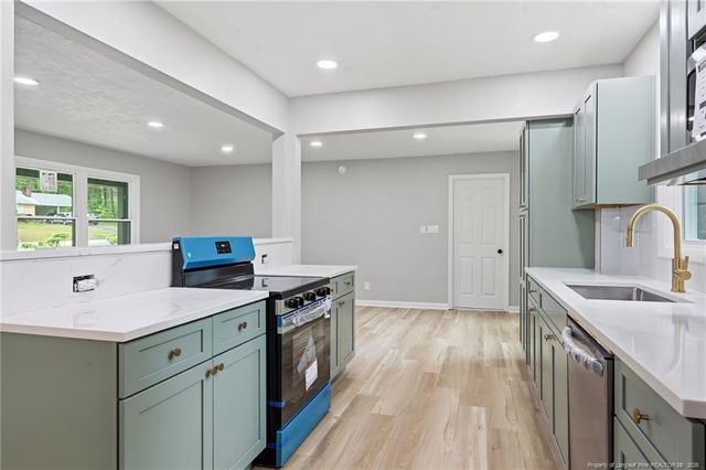 1934 Forest Hills Drive, Fayetteville, NC 28303