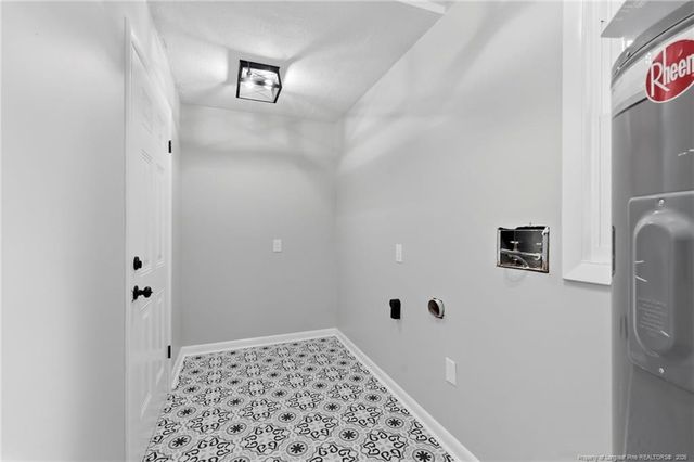1934 Forest Hills Drive, Fayetteville, NC 28303