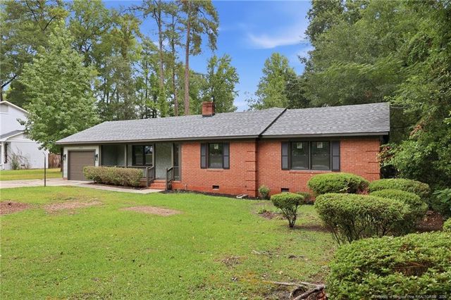 1934 Forest Hills Drive, Fayetteville, NC 28303