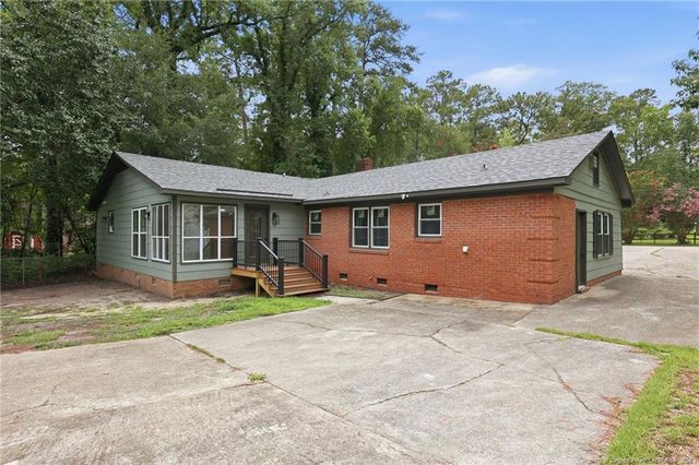 1934 Forest Hills Drive, Fayetteville, NC 28303