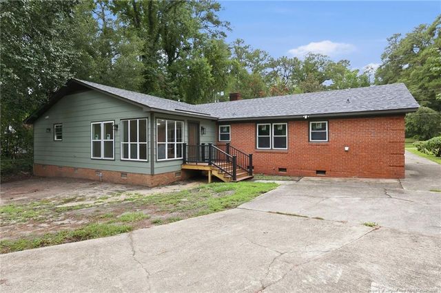 1934 Forest Hills Drive, Fayetteville, NC 28303