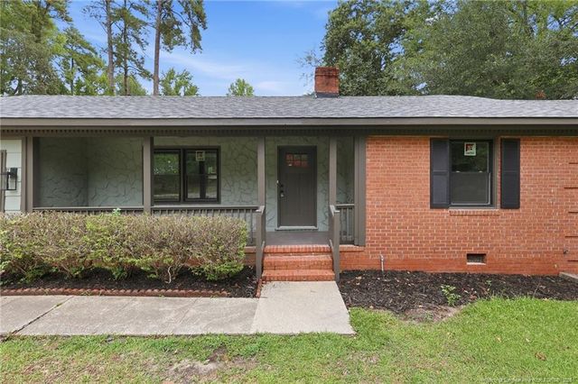 1934 Forest Hills Drive, Fayetteville, NC 28303