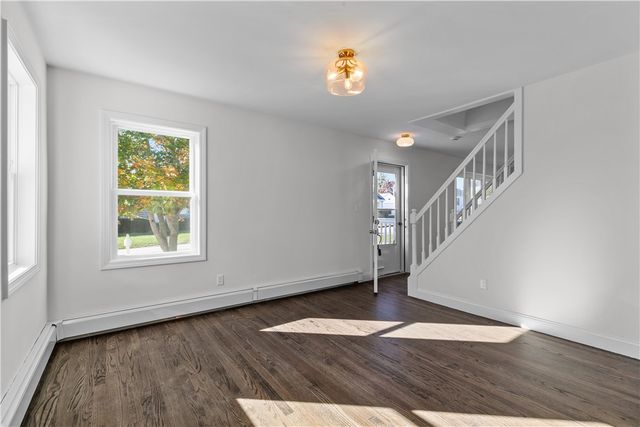 63 Clearview Avenue, Portsmouth, RI 02871