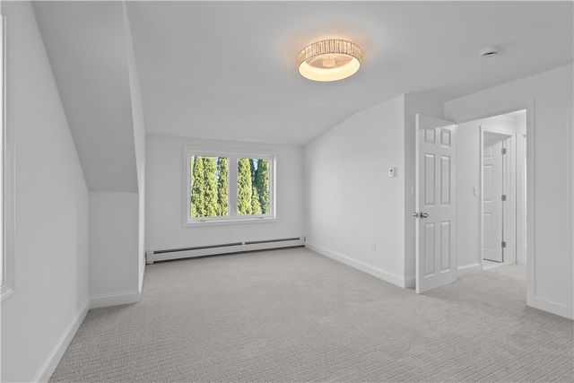 63 Clearview Avenue, Portsmouth, RI 02871