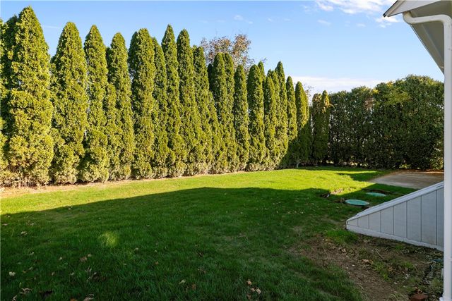 63 Clearview Avenue, Portsmouth, RI 02871