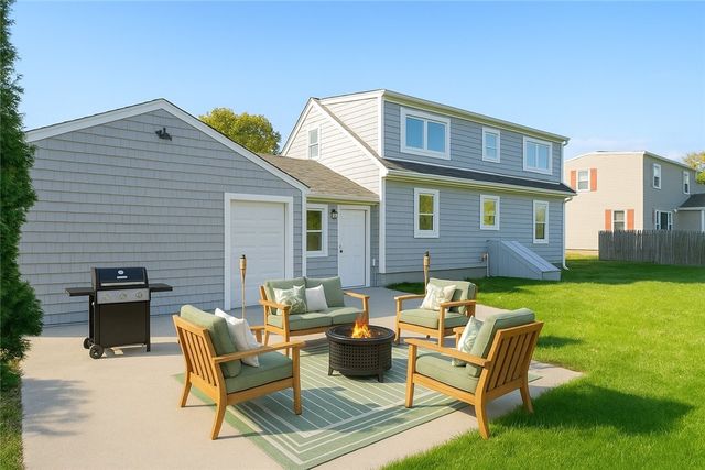 63 Clearview Avenue, Portsmouth, RI 02871