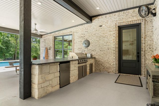 11893 County Road 1169, Tyler, TX 75703