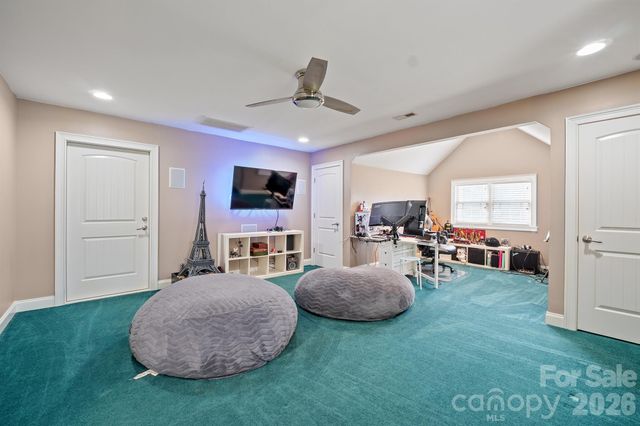 140 Pine Bluff Drive, Mooresville, NC 28117