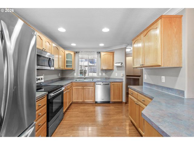 12001 Ne 75TH Cir, Vancouver, WA 98682