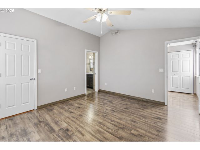 12001 Ne 75TH Cir, Vancouver, WA 98682