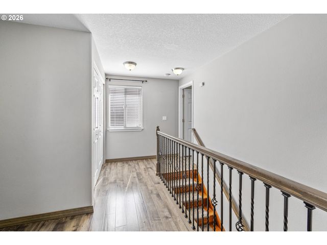 12001 Ne 75TH Cir, Vancouver, WA 98682