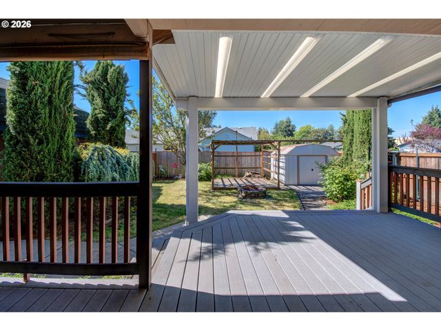 12001 Ne 75TH Cir, Vancouver, WA 98682