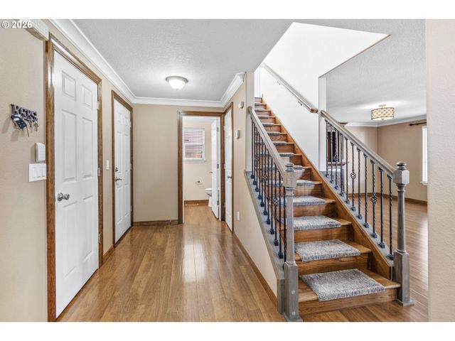 12001 Ne 75TH Cir, Vancouver, WA 98682