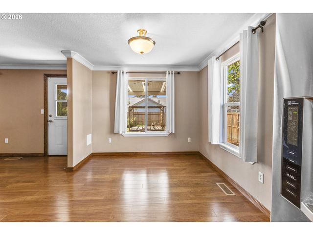 12001 Ne 75TH Cir, Vancouver, WA 98682
