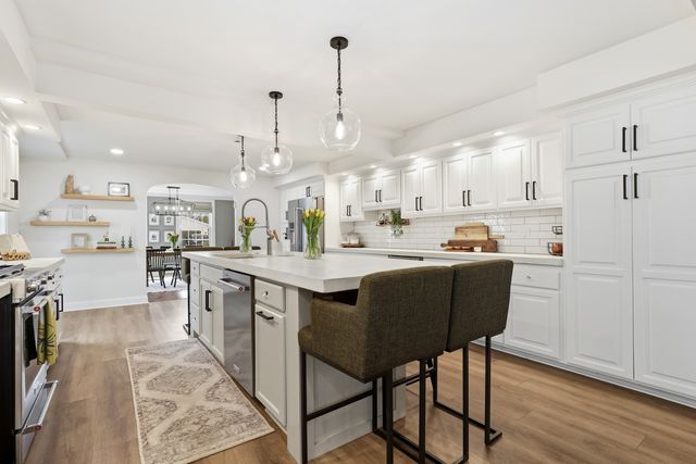 114 Hickory Street, Frankfort, IL 60423