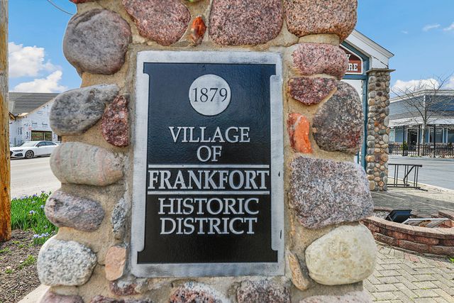 114 Hickory Street, Frankfort, IL 60423