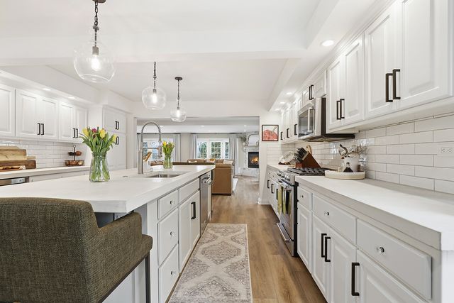 114 Hickory Street, Frankfort, IL 60423