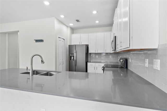 9812 RED EAGLE DRIVE, Orlando, FL 32825