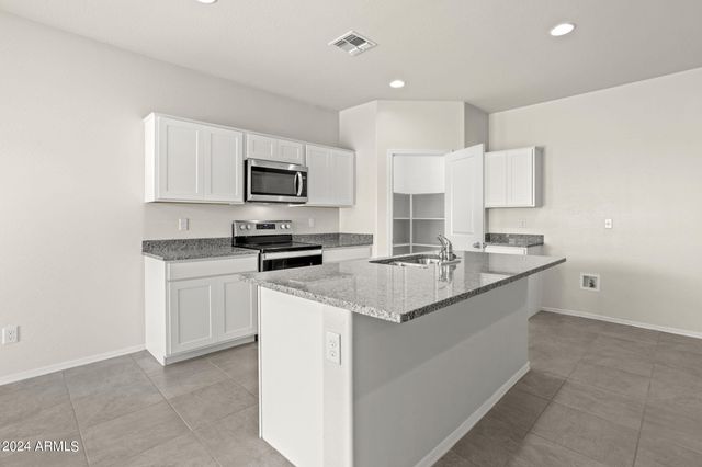 1429 W WALTON Avenue, Coolidge, AZ 85128
