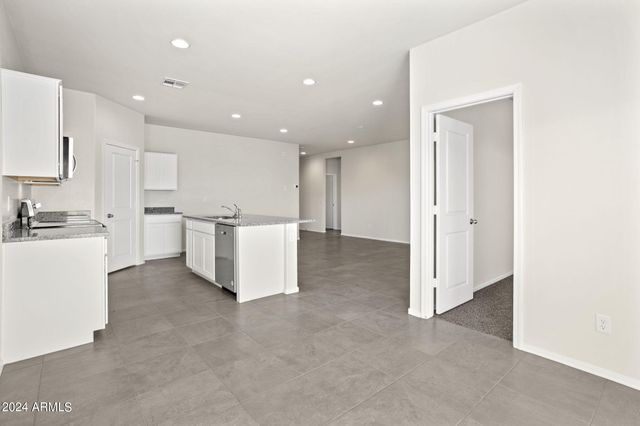 1429 W WALTON Avenue, Coolidge, AZ 85128