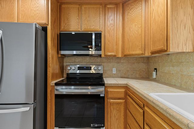 7301 Ridgeview Ln, Penryn, CA 95663