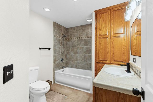 7301 Ridgeview Ln, Penryn, CA 95663