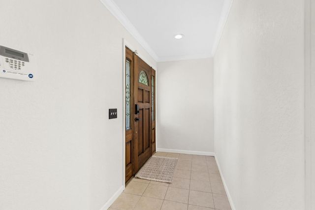 7301 Ridgeview Ln, Penryn, CA 95663