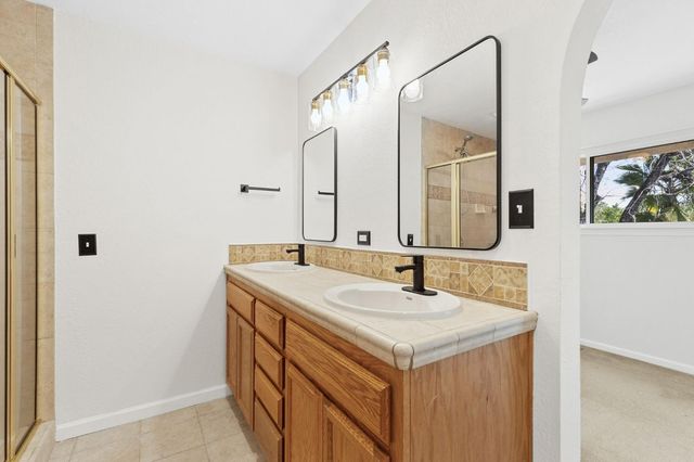 7301 Ridgeview Ln, Penryn, CA 95663