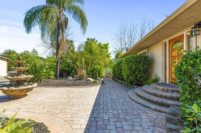 7301 Ridgeview Ln, Penryn, CA 95663