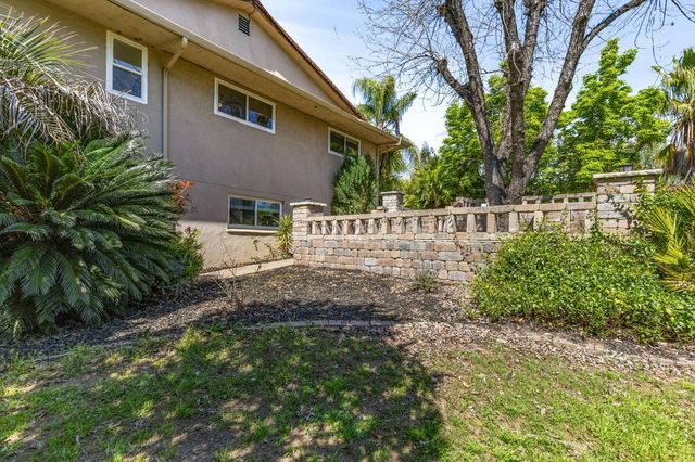 7301 Ridgeview Ln, Penryn, CA 95663