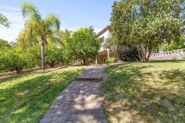 7301 Ridgeview Ln, Penryn, CA 95663