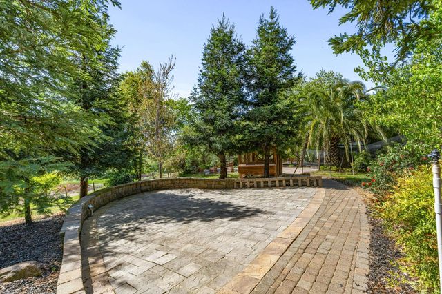 7301 Ridgeview Ln, Penryn, CA 95663