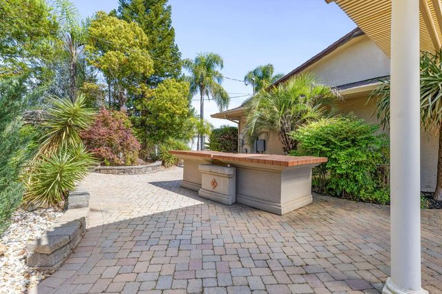 7301 Ridgeview Ln, Penryn, CA 95663